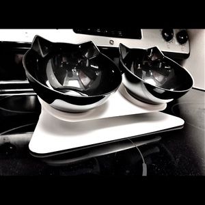 Cat Food & Water Bowl Set w/ Stand. Pet Food Cats